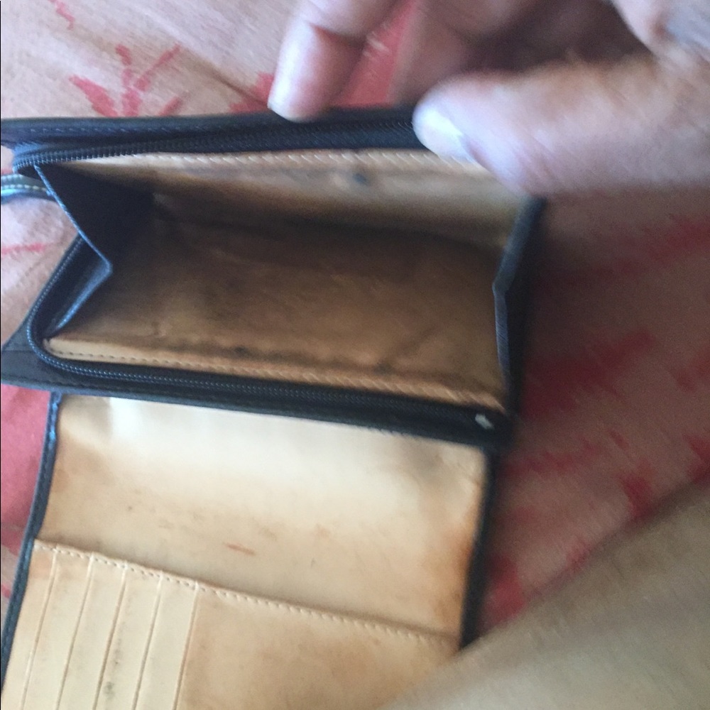 Authentic Coach wallet - Picture 6 of 8
